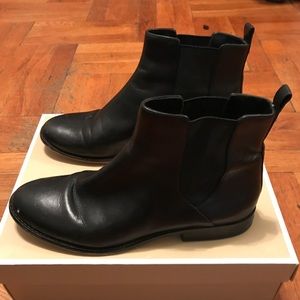 Michael Kors - Flat Booties